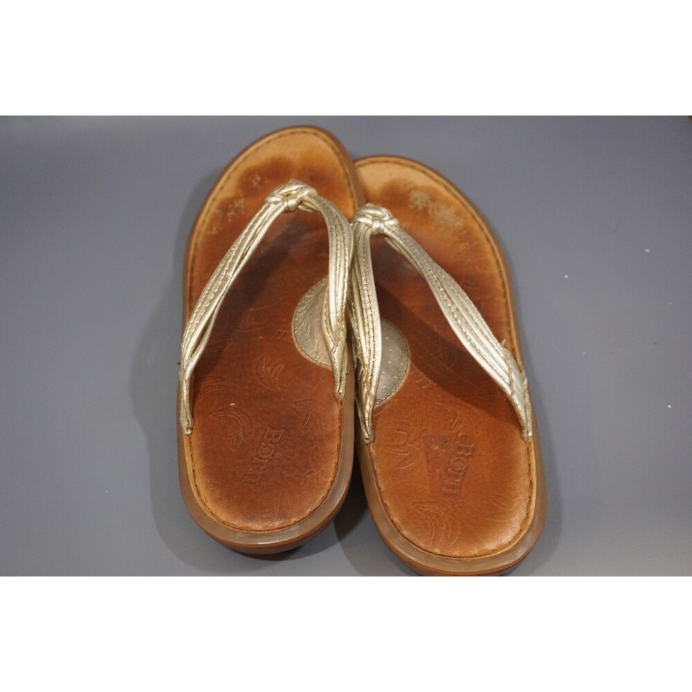 Born Gold Metallic Leather Thong Sandals Flip Flops Womens Size 10 M - Picture 4 of 6